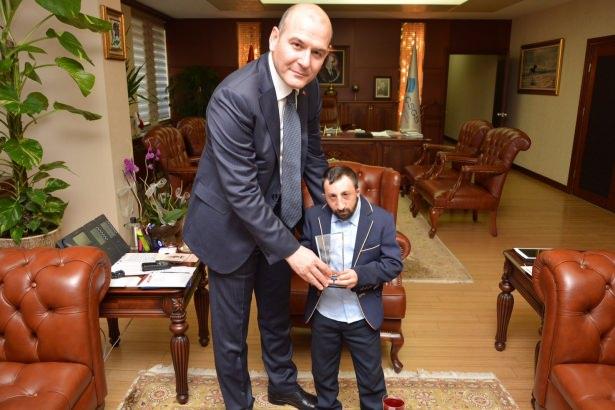<p>Sosyal medya fenomeni 'Köksal Baba'</p>