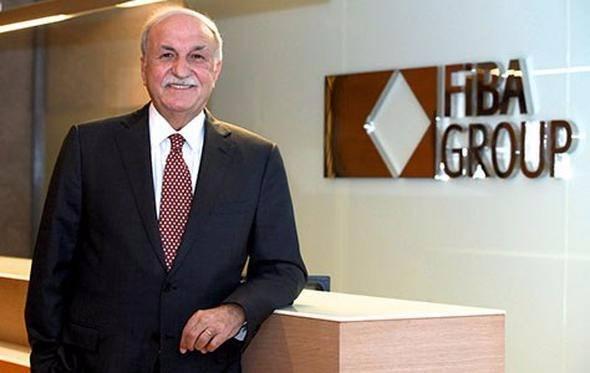 <p>3 milyar dolarlık servetiyle T&uuml;rkiye'nin en zengin ikinci kişisi &Ouml;zyeğin, 6 yaşındayken dedesinin manifaturacı d&uuml;kkanında &ccedil;ığırtkanlık yaparak iş hayatına başladı.</p>

<p>Finanstan eğitime kadar bir&ccedil;ok sekt&ouml;rde adı ge&ccedil;en &Ouml;zyeğin'in en b&uuml;y&uuml;k pişmanlığı ise Gima'yı 1996'da satın alması. &Ccedil;&uuml;nk&uuml; Carrefoursa'ya satıldığı 2005 yılına kadar her yıl zarar etti.</p>
