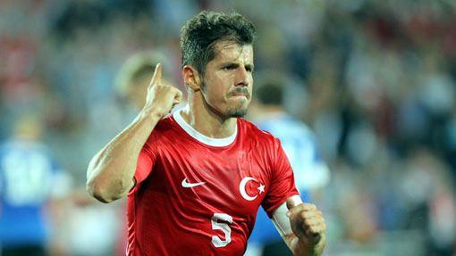 <p>EMRE BELÖZOĞLU</p>
<p>"Ben yanlış bir şeyler söylüyorsam, insanlar beni yanlış anlamasın."</p>