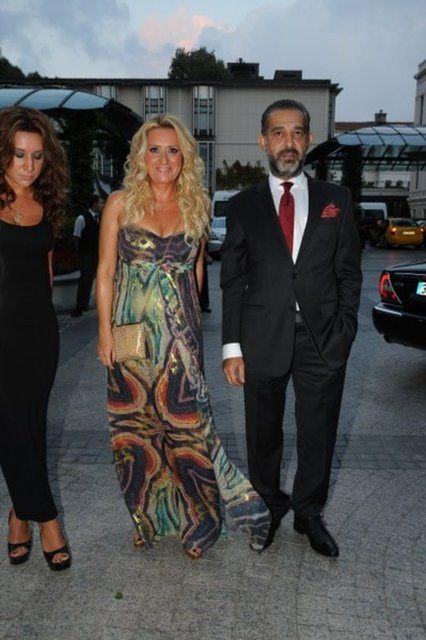 <p>En son 1976 yılında bir filmde rol alan Kahraman Kıral artık mobilya sektöründe çalışıyor.</p>
