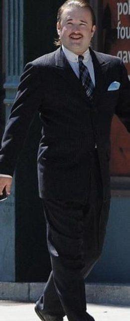 <p>Artık 26 yaşında genç bir adam olan Osment, Kevin Smith'in yönetmenliğini üstlendiği filmin ana karakterlerinden birini canlandırıyor.</p>
