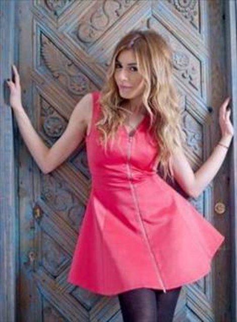 <p>ONU ARTIK HERKES TANIYOR Sinem Kobal'ı artık tanımayan yok. TV dizileriyle başladığı kariyerini sürdürüyor.</p>
