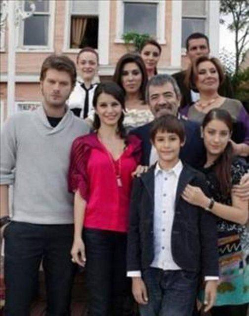 <p>Dizinin ilk bölümlerinde küçücük bir çocukken iki sezon boyunca görünümü de değişti...</p>
