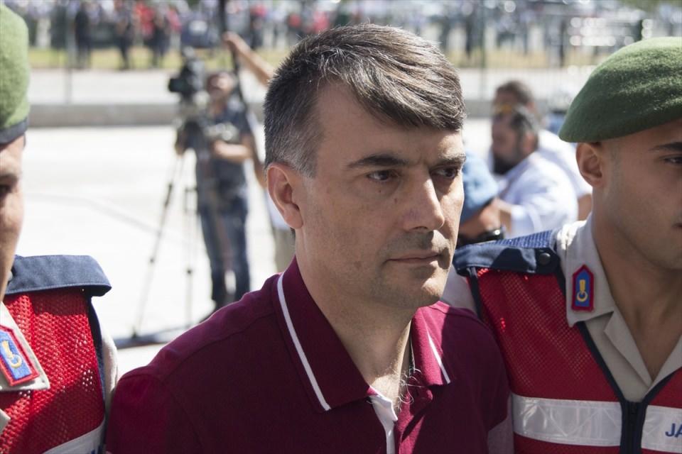 <p>Ahmet Özçetin</p>
