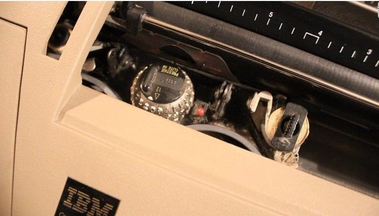 <p>IBM Selectric III Daktilo</p>

<p> </p>
