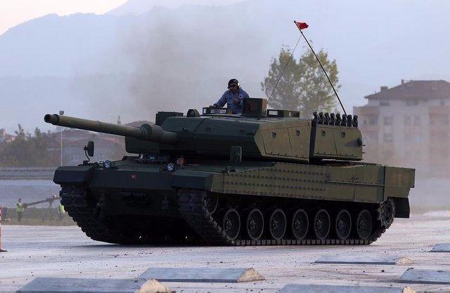 <p><strong>ALTAY MİLLİ TANK: </strong></p>
<p>Prototip üretimi bitti. Seri üretim için ihaleye çıkıldı. </p>