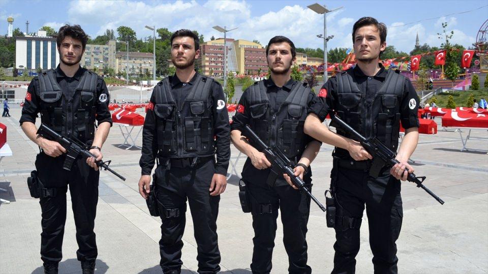 <p>İnşallah birlik ve beraberliğimizi tüm dünyaya duyurmak istiyoruz. Birlik, beraberlik ve kardeşlik duygularımızın pekişmesi mesajımız olacak. </p>