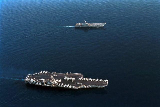 <p>Amerikan donanması tarafından kullanılan savaş gemşi de Kitty Hawk 90 adet savaş uçağı taşıma kapasitesine sahip.</p>