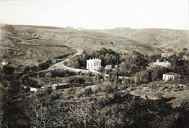 <p>47. Nişantaşı Ihlamur Yolu ve Ihlamur Kasrı</p>