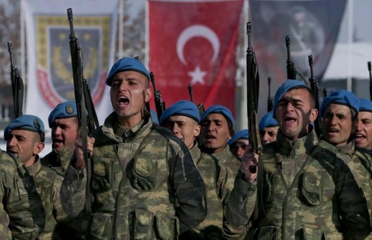 <p>"Evlatlarımız, zaferleri ve mazisi insanlık tarihiyle başlayan ordumuzun kahraman mensupları olarak vatanın ve milletin bölünmez bütünlüğü uğruna şehitlik mertebesine ulaşmışlardır. Göstermiş oldukları yiğitlik ve cesaretle Türk milletinin varlığının, birlik ve beraberliğinin ölümsüz birer sembolü olarak, hatıraları sonsuza kadar kalplerimizde yaşayacaktır.</p>