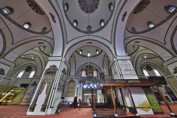 <p>Ulu Cami Bursa 1396-1399</p>
