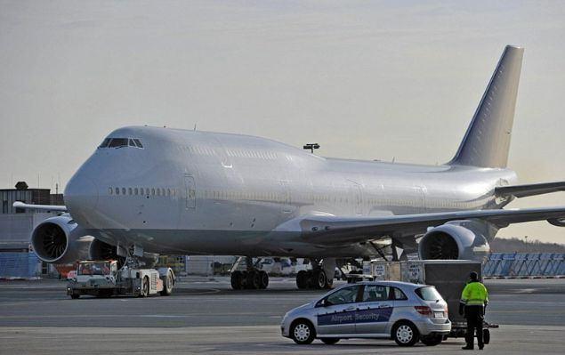 <p>747-9 Tipi yolcu uçağı oldukça lüks hale getirildi.</p>