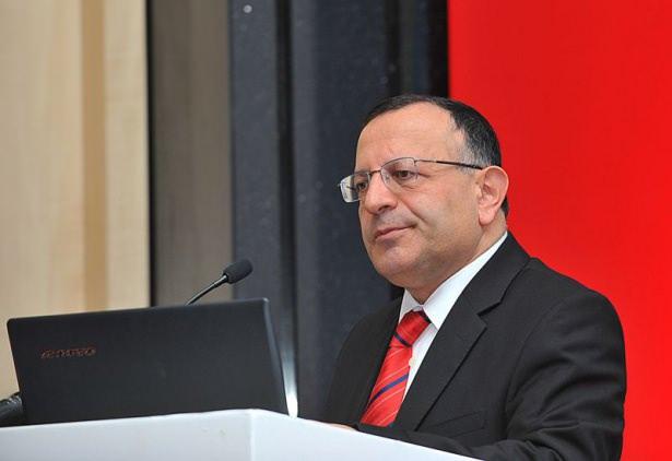 <p>Kumu Düzeni ve Güvenliği Müsteşarı Mehmet Ulvi Saran Merkez Valisi</p>
<p> </p>