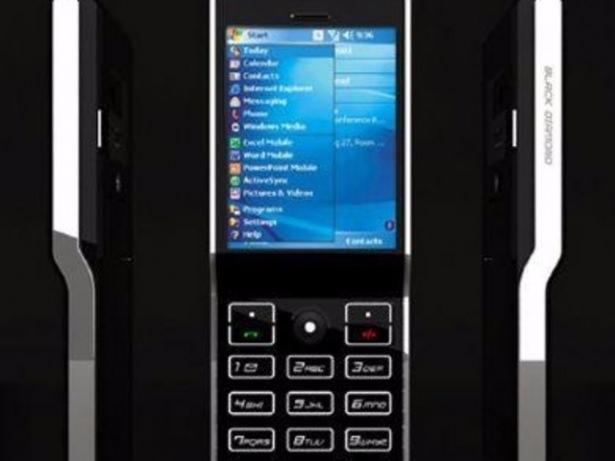 <p><strong>VIPN Black Diamond Smartphone</strong></p>

<p>Diğer telefonlar 'ben zenginim' diye çığlık atarken bu telefon iki elması arkasında ve önünde sessizce taşıyor. Fiyatı 300 bin dolar...</p>
