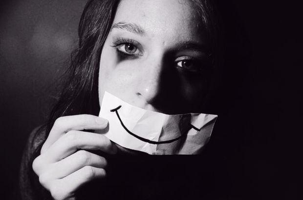 <p>Ayrıca, deniz tuzu, böylece, serotonin ve stres ile başa çıkmak için hormonlar için melatonin üreterek gece dinlenmeyi sağlar, bu aynı zamanda depresyondan korur.</p>
