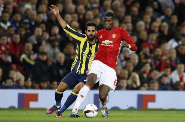 <p>Fenerbahçe'nin belki şampiyon olacak ya da Avrupa'da başarılı olacak kadrosu yok ama Fenerbahçe bu kadar kötü takım değil.</p>
