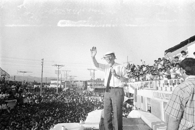 <p><strong>ERDAL İNÖNÜ</strong></p>

<p>30 Mayıs 1990 Adıyaman</p>
