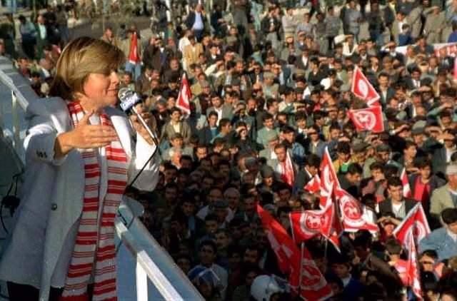 <p><strong>TANSU ÇİLLER</strong></p>

<p>21 Kasım 1998 Siirt</p>
