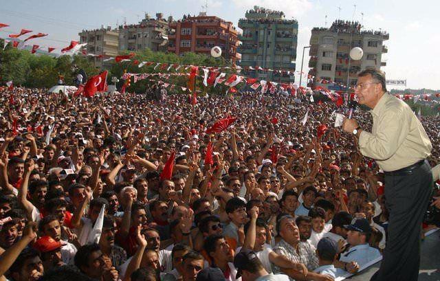 <p><strong>DENİZ BAYKAL</strong></p>

<p>9 Temmuz 2002 Adana</p>
