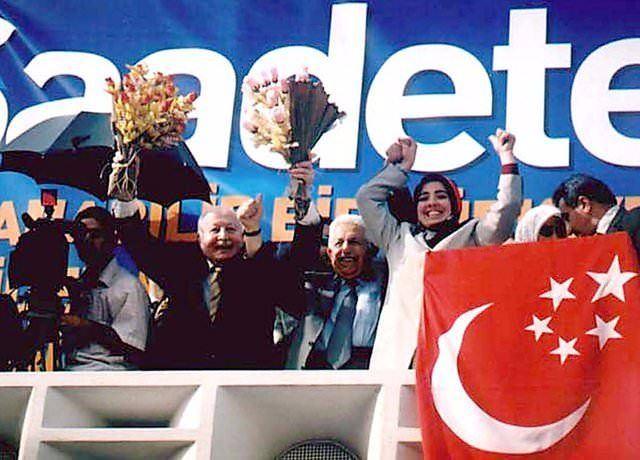 <p><strong>NECMETTİN ERBAKAN</strong></p>

<p>6 Ekim 2002 Amasya</p>
