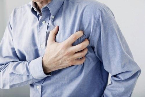 <p>Doğru: Sanılanın aksine kalp hastaları, damarlarının açık olup olmamasına ve kalp yetersizliklerinin derecesine göre egzersiz yapabilirler. </p>
