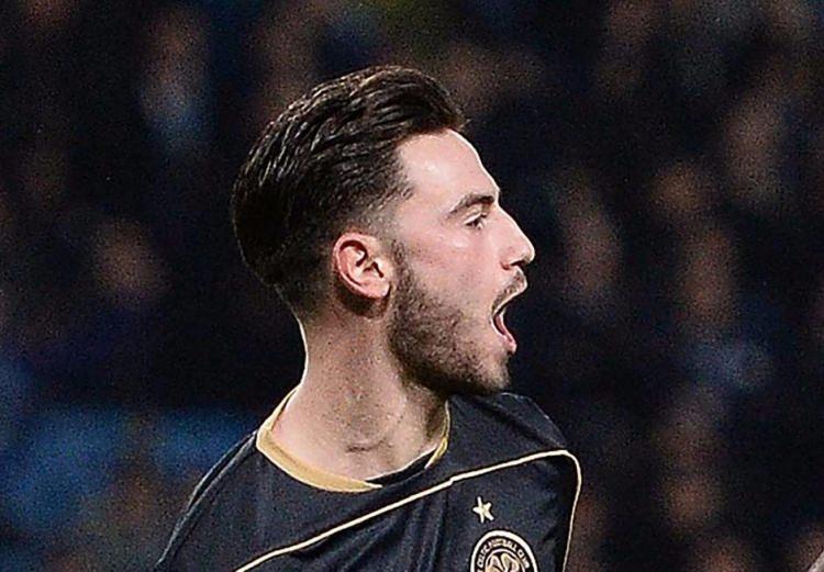 <p>PATRICK ROBERTS (YAŞ: 19) | Kulüp: Manchester City (Celtic'de kiralık) | Uyruk: İngiltere | Position: Orta saha</p>
