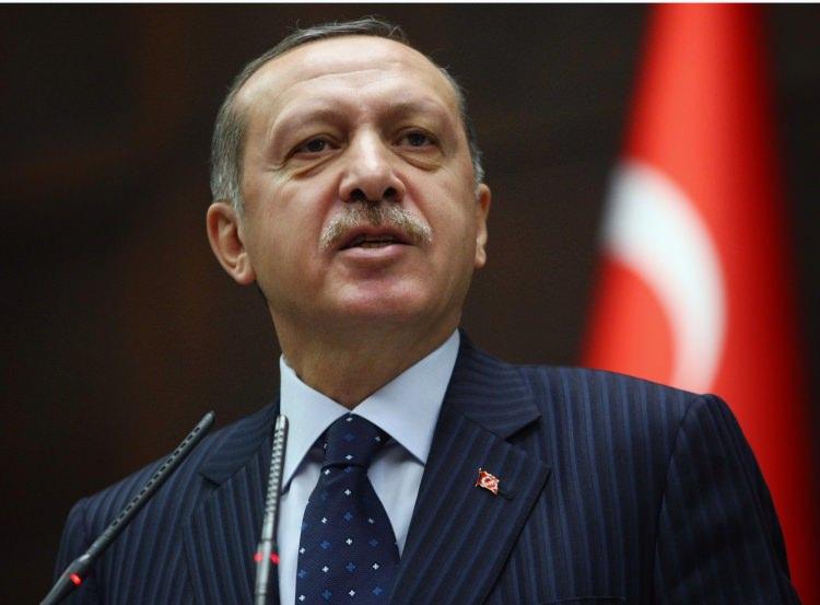 <p>12 Haziran 2011 - Genel seçimlerde oyların yüzde 49.83'ünü alan AK Parti yeniden iktidara geldi.</p>
<p> </p>