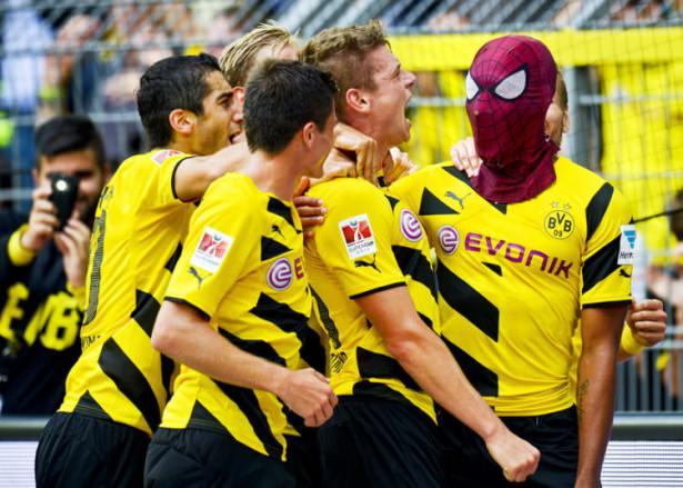 <div><strong>16. Borussia Dortmund</strong></div>

<div>82 milyon dolar</div>
