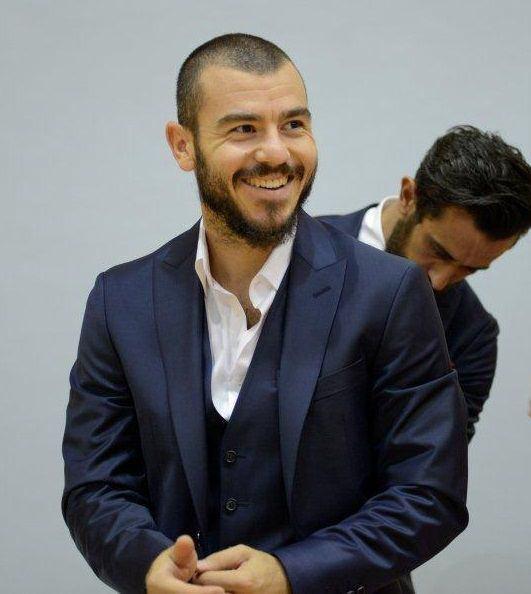 <p><strong>Yekta Kurtuluş</strong></p>

<p> </p>
