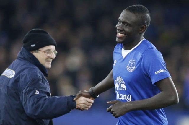 <p>Liverpool'un bölgesel haber portalı Liverpoolecho, Galatasaray'ın Ocak ayında Everton'ın golcüsü Oumar Niasse'ı 6 aylığına kiralayacağını duyurdu.</p>