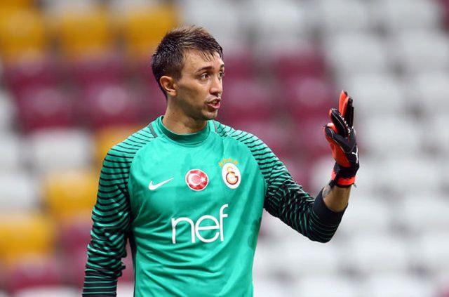 <p>13-) Fernando Muslera</p>
<p>Güncel piyasa değeri: 14,00 milyon Euro </p>
<p>Kayıp: 3,00 milyon Euro</p>