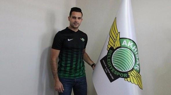 <p><strong>MIRAL SAMARDZIC</strong><br />
<br />
Henan Jianye'den Akhisar Belediyespor'a. 3.5 yıllık imza.</p>
