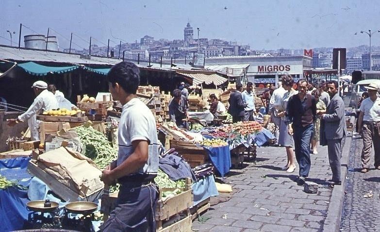 <p>Eminönü (1960'lı yıllar)</p>
