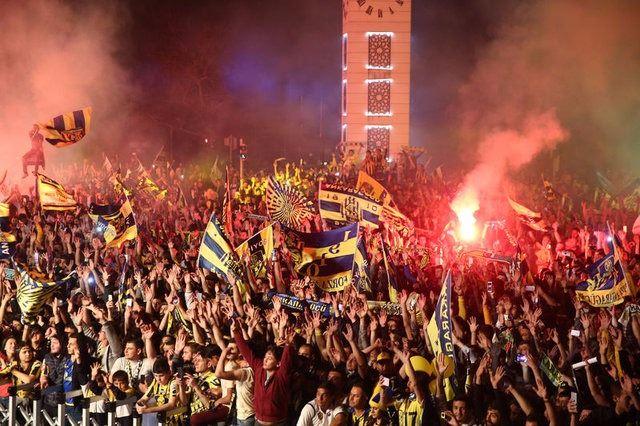<p>Ankaragücü’nün ‘100’ncü Yılında Şampiyonluk’ parolasıyla çıkılan yolculuğun hüsranla sonuçlanmasının ardından, önce Spor Toto Süper Lig’e veda etmesi, bir sezon sonra da PTT 1’nci Lig’den düşmesi camiada çok büyük sıkıntılar yaşanmasına neden olmuştu.</p>