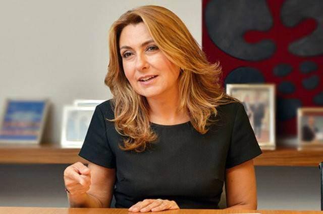 <p>28. Arzuhan Doğan Yalçındağ - 53</p>

<p>Ünvanı: Doğan TV Holding Yönetim Kurulu Başkanı </p>
