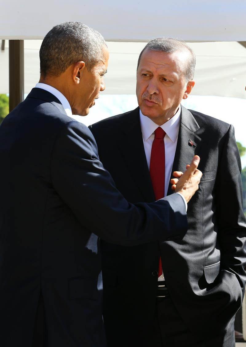 <p> Cumhurbaşkanı Recep Tayyip Erdoğan ile ABD Başkanı Barack Obama, G20 Liderler zirvesi kapsamında başbaşa görüştü.</p>
