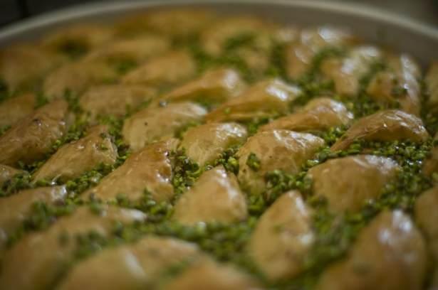 <p>Ülke genelinde mutfağıyla nam salan Gaziantep'in, UNESCO tarafından belirlenen 8. "Dünya Gastronomi Şehri" olması için resmi başvuru yapıldı.</p>
