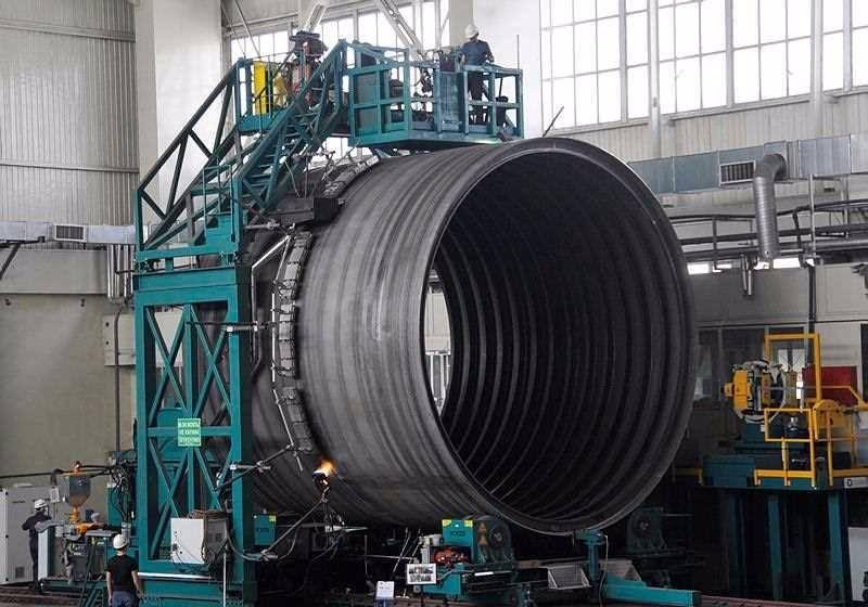 <p>Denizaltı inşa fabrikası üretim hattında inşa edilecek olan 6 adet geminin mukavim tekne inşa ve donatımı gerçekleştirilecektir.</p>
<p> </p>