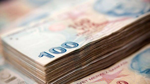 <p>Uzmanlar, işsizlik maaşının üst sınırının öncelikli olarak bin 500 liraya, sonrasında ise 2 bin liraya kadar çıkarılabileceğini belirtiliyor. </p>
