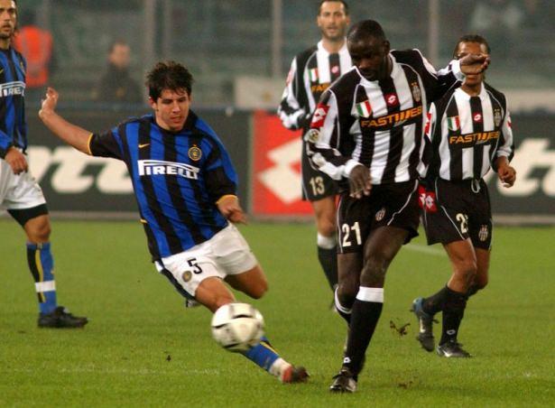 <p>Emre Belözoğlu: İnter- Juventus maçından bir kare...</p>
