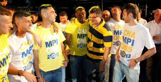 <p>İsrail Ligat Al => Maccabi Tel Aviv</p>