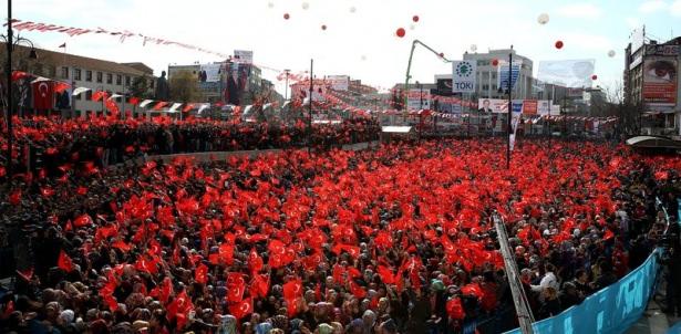 <p>Cumhurbaşkanı Erdoğan'a Malatya  halkı yoğun ilgi gösterdi. </p>
