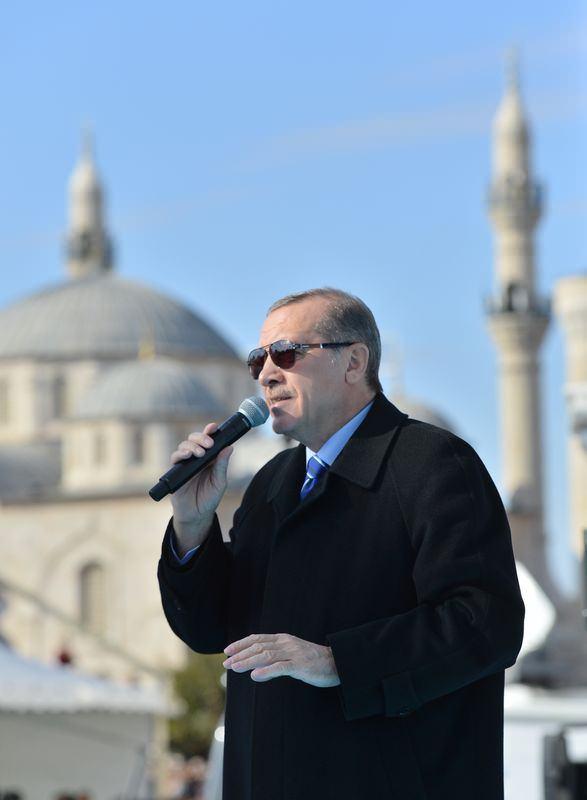 <p>Cumhurbaşkanı Erdoğan toplu açılış töreninde Malatya'da vatandaşlara seslendi.</p>

<p> </p>
