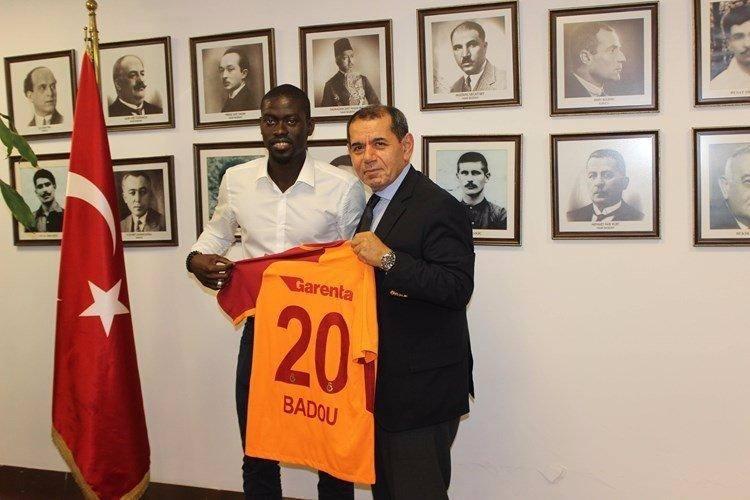 <p>Badou Ndiaye</p>
<p>Osmanlıspor'dan Galatasaray'a</p>