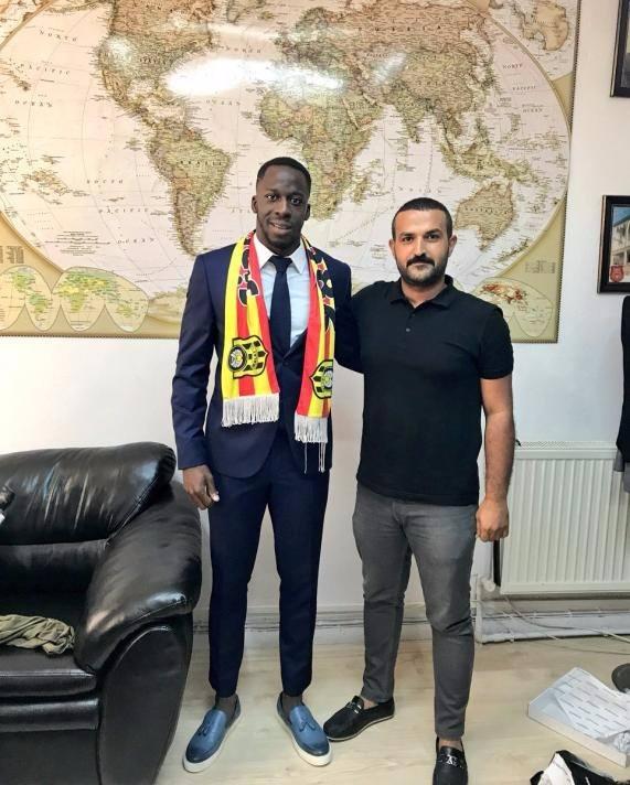 <p>Aly Cissokho</p>
<p>Olympiakos'tan Yeni Malatyaspor'a</p>