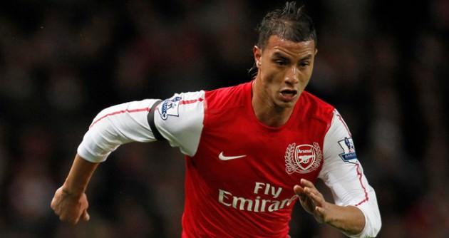 Marouane Chamakh - West Ham United --- Sezon başında Beşiktaş'ın da transfer gündeminde yer alan Arsenal'in Faslı futbolcusu Marouane Chamakh, West Ham United'a kiralandı.  
