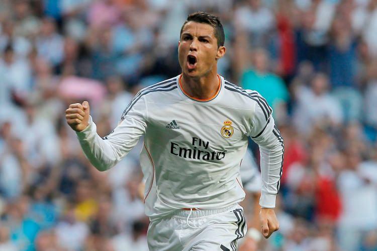 <p>2009 Cristiano Ronaldo Manchester United-Real Madrid 80 milyon sterlin</p>
