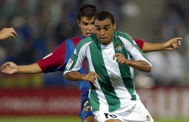 <p>1998 Denilson Sao Paulo-Real Betis 21,5 milyon sterlin</p>