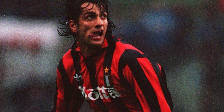 <p>1992 Gianluigi Lentini Torino-AC Milan 13 milyon sterlin</p>