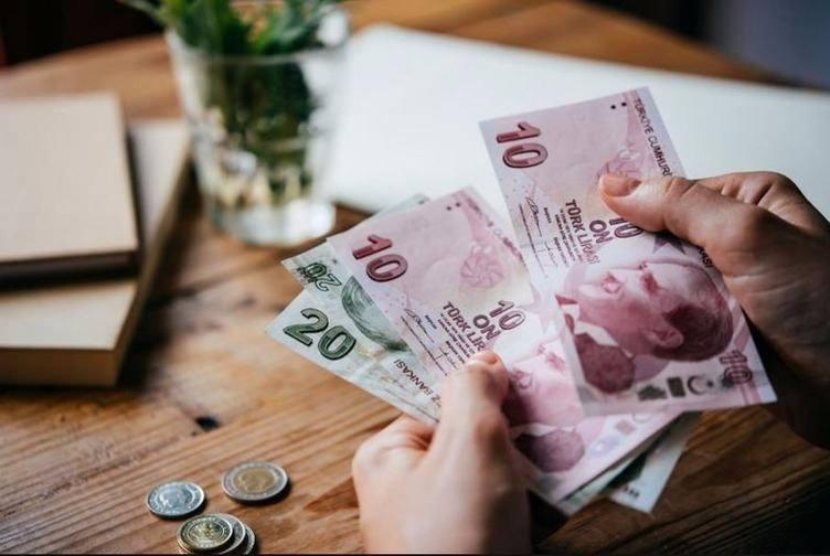 <p><strong>3) SON BAŞVURU TARİHİ NE ZAMAN?</strong></p>

<p>Hem SGK hem de vergi ve diğer borçlar için son başvuru tarihi 30 Haziran 2017. Bu tarihten sonra yapılandırmaya başvuru imkânı bulunmayacak.</p>
